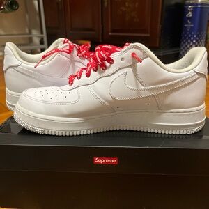 NIKE SUPREME AIRFORCES WITH WHITE LACES